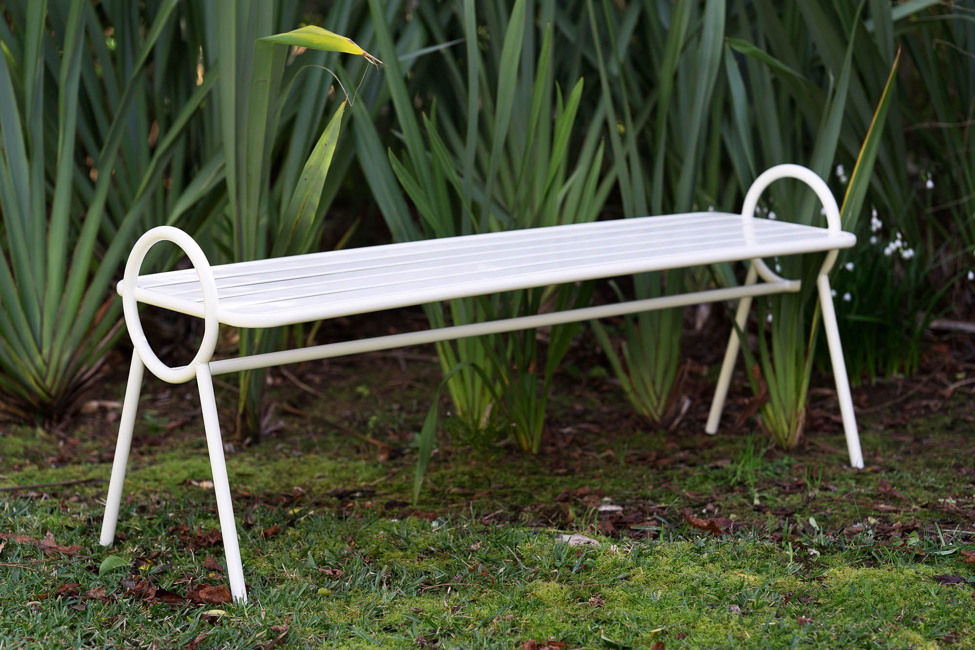 Umpire Outdoor Bench - Pedersen + Lennard