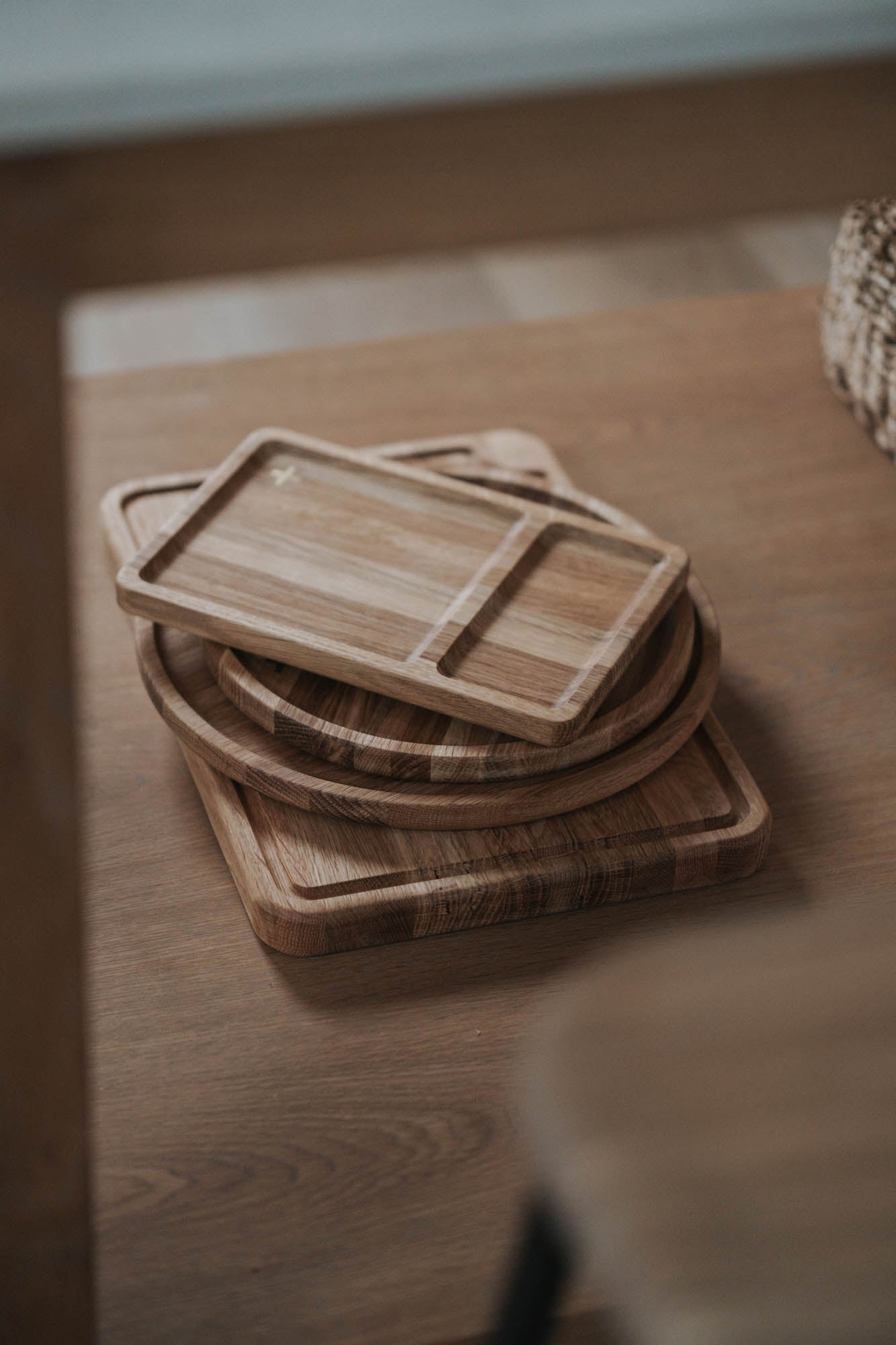 Strata Round Wooden Tray - Pedersen + Lennard