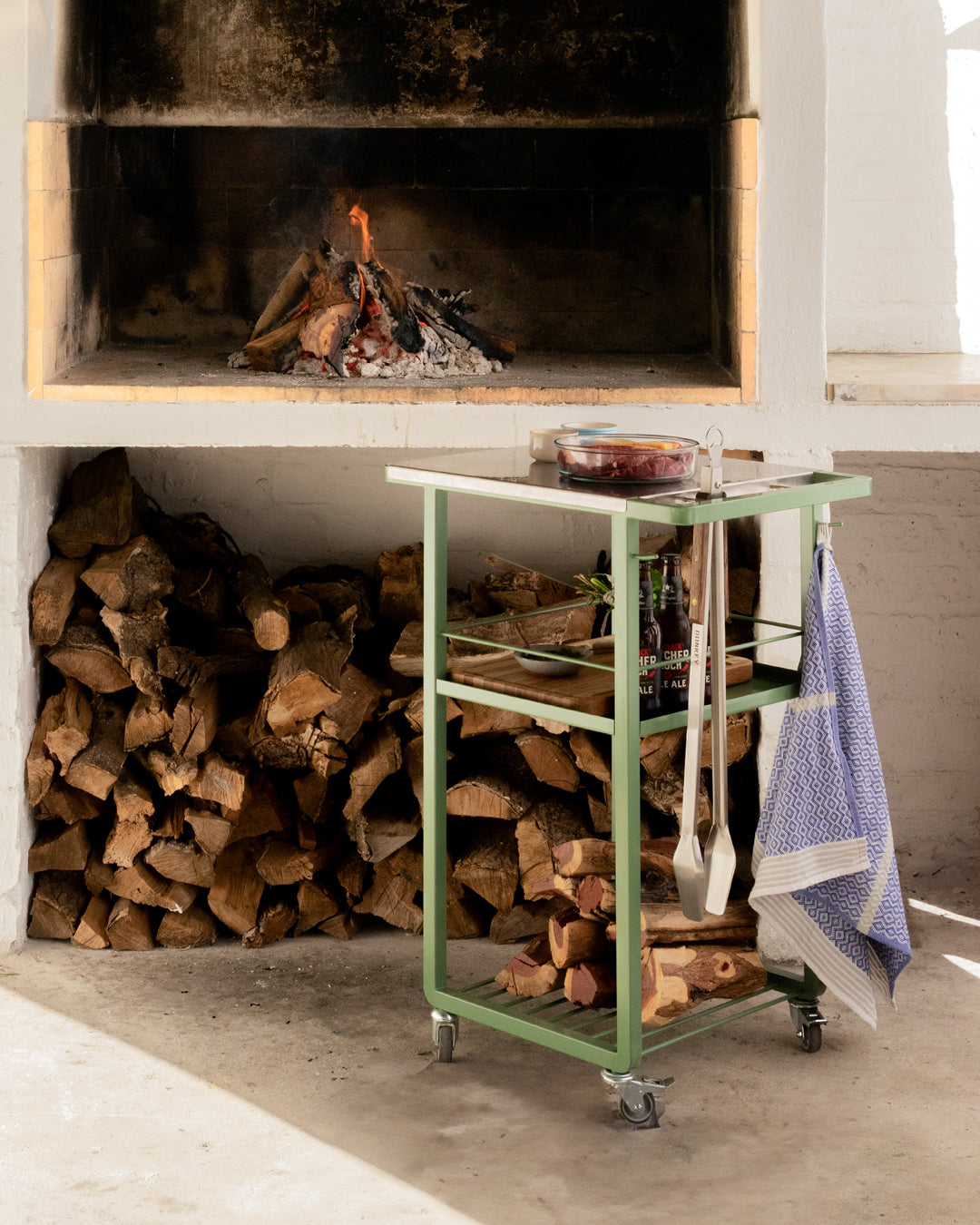 Outdoor Braai Trolly & Caddy | Sturdy Outdoor Storage for Braai