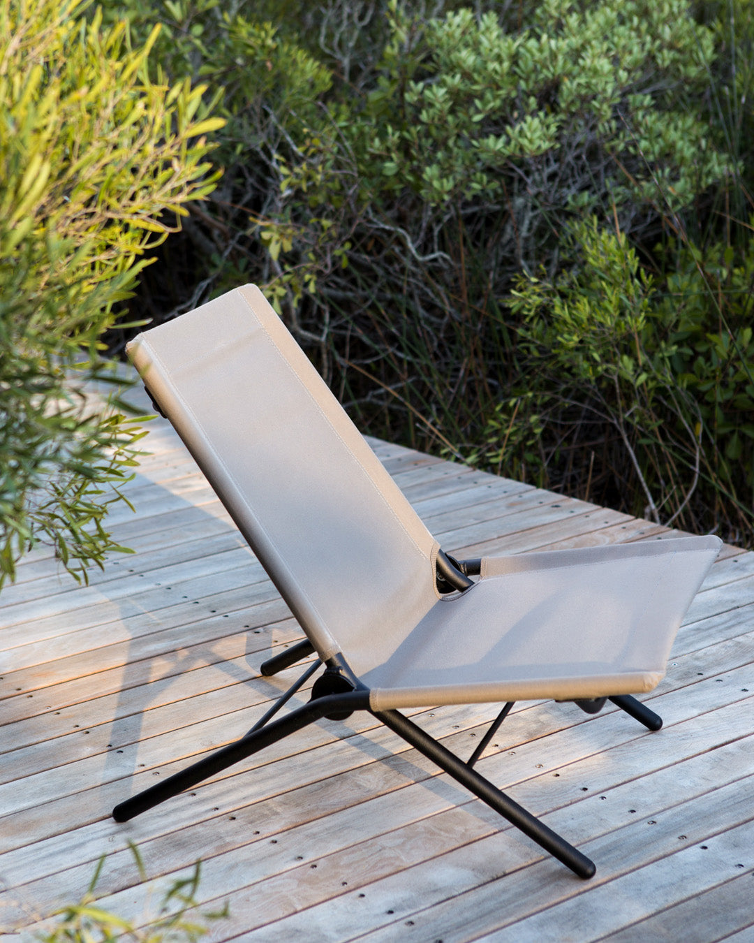 Folding Sundowner Deck Chair - Pedersen + Lennard