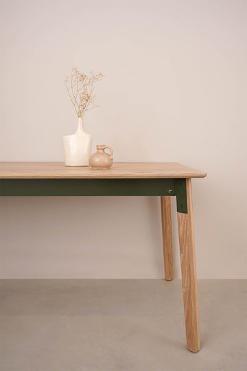 Huguenot Table