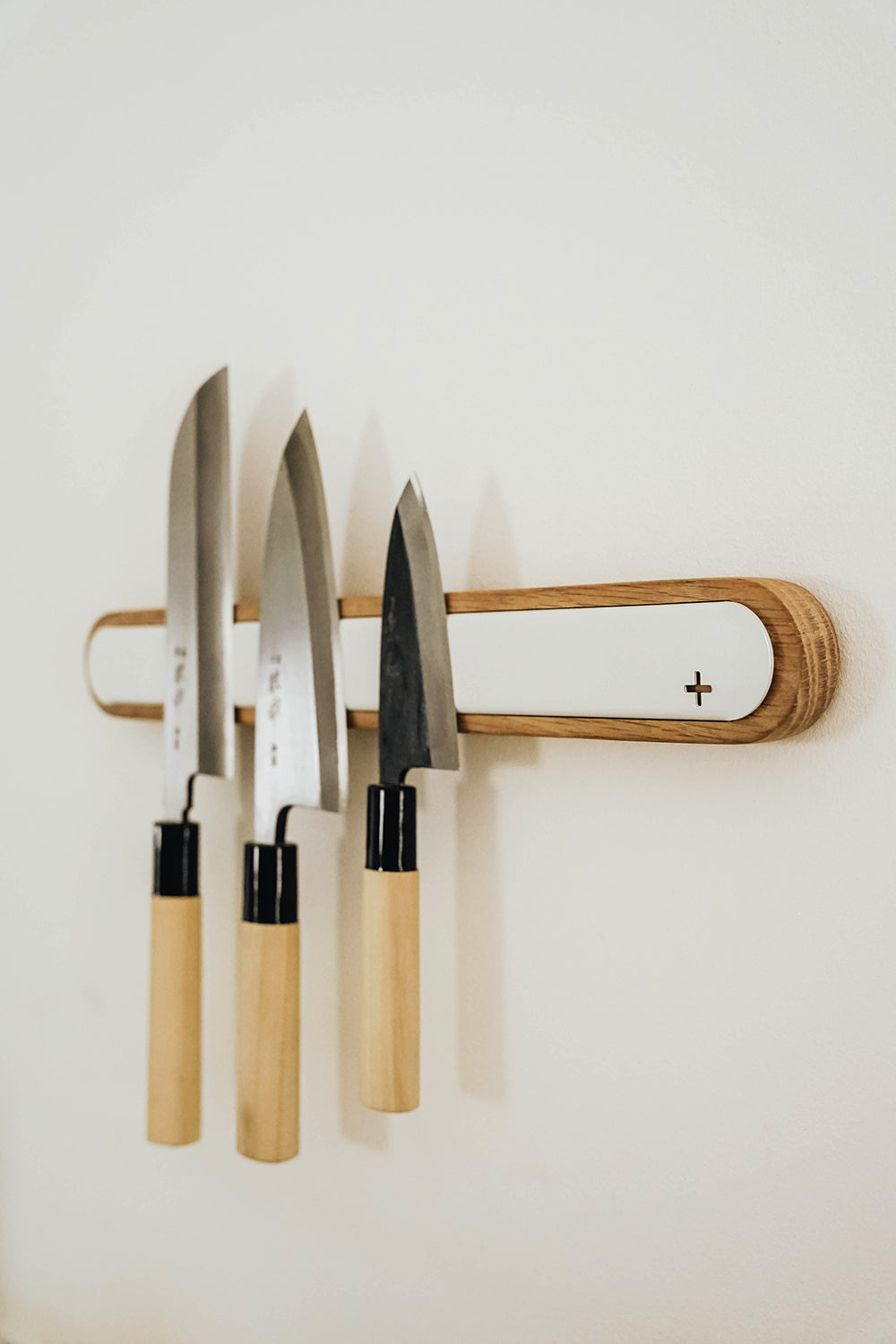 Wall-Mounted Magnetic Knife Rack - Perdesen and Lennard