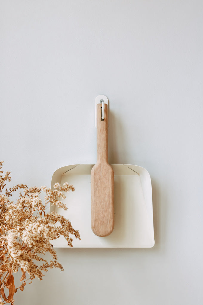 Skoppie Steel Dustpan - Pedersen + Lennard