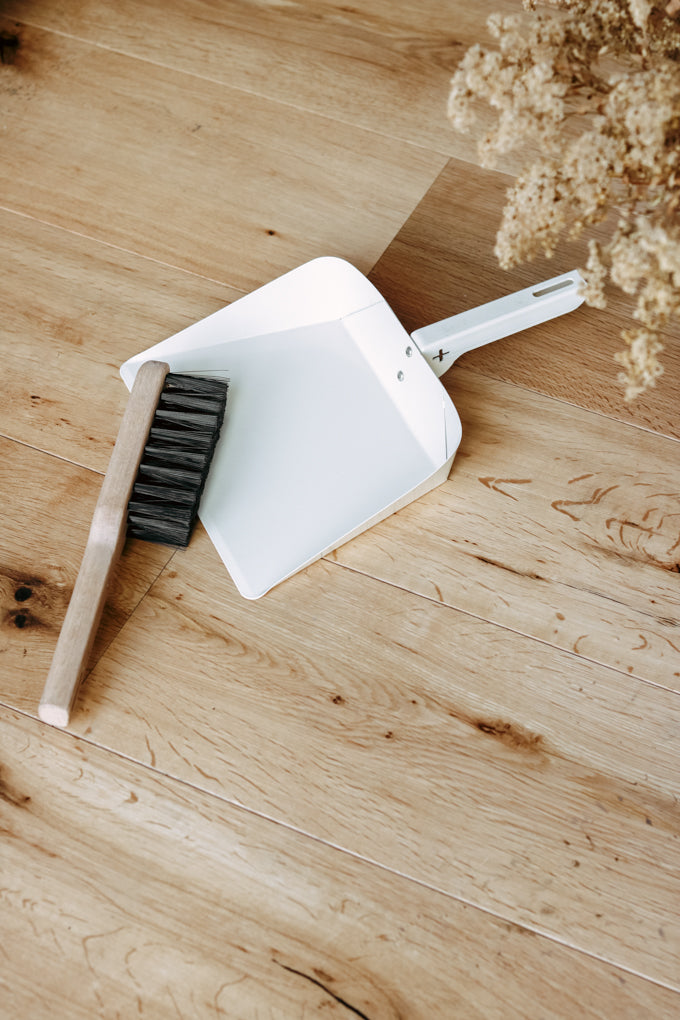 Skoppie Steel Dustpan - Pedersen + Lennard