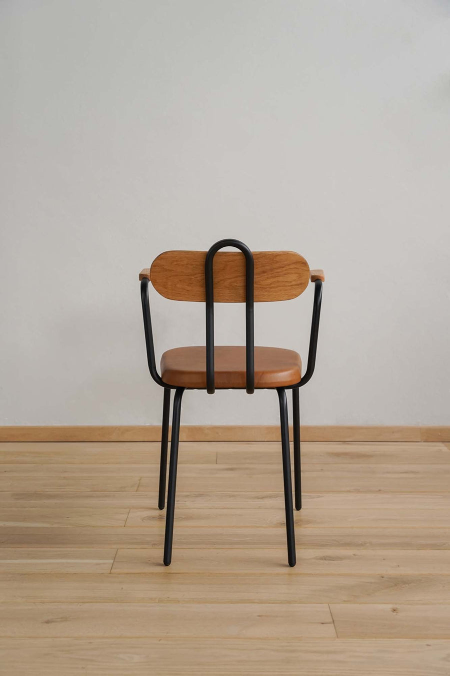 Osaka Chair with Armrest - Dining Chair - Pedersen + Lennard