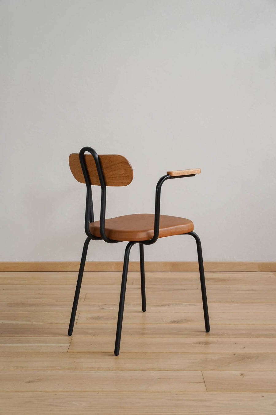 Osaka Chair with Armrest - Pedersen + Lennard