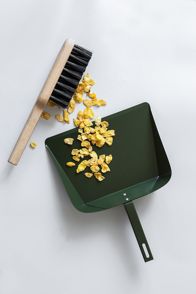 Skoppie Steel Dustpan - Pedersen + Lennard - Green