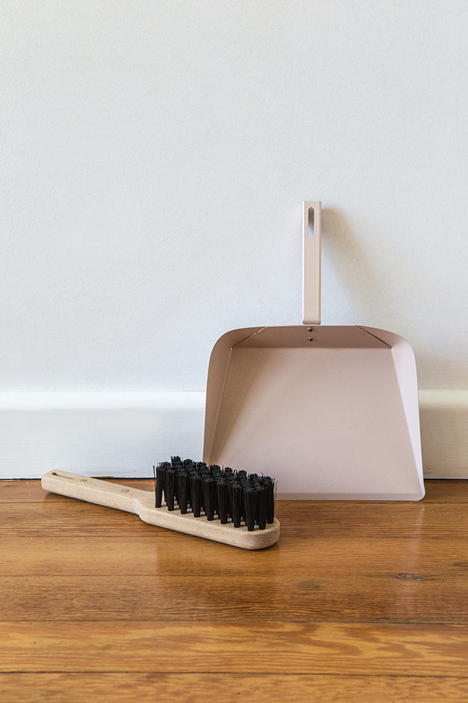 Skoppie Steel Dustpan - Pedersen + Lennard